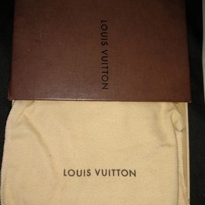 Louie Vuitton wallet